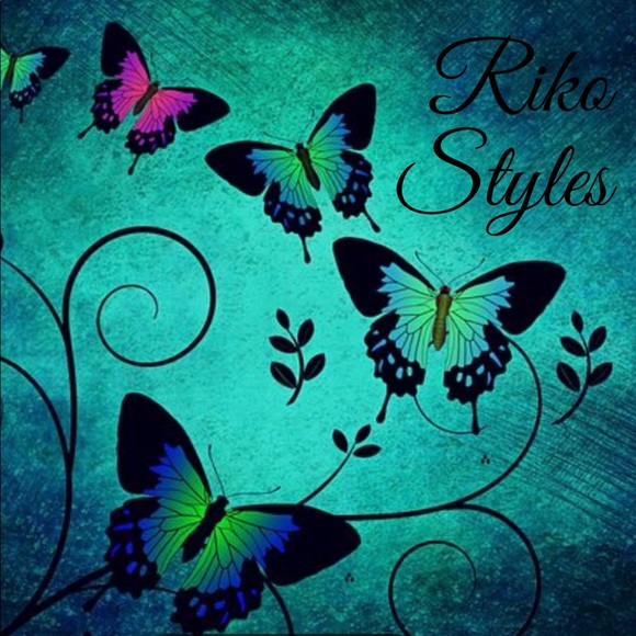 🦋 Meet your Posher, Erica P. - Picture 4 of 4